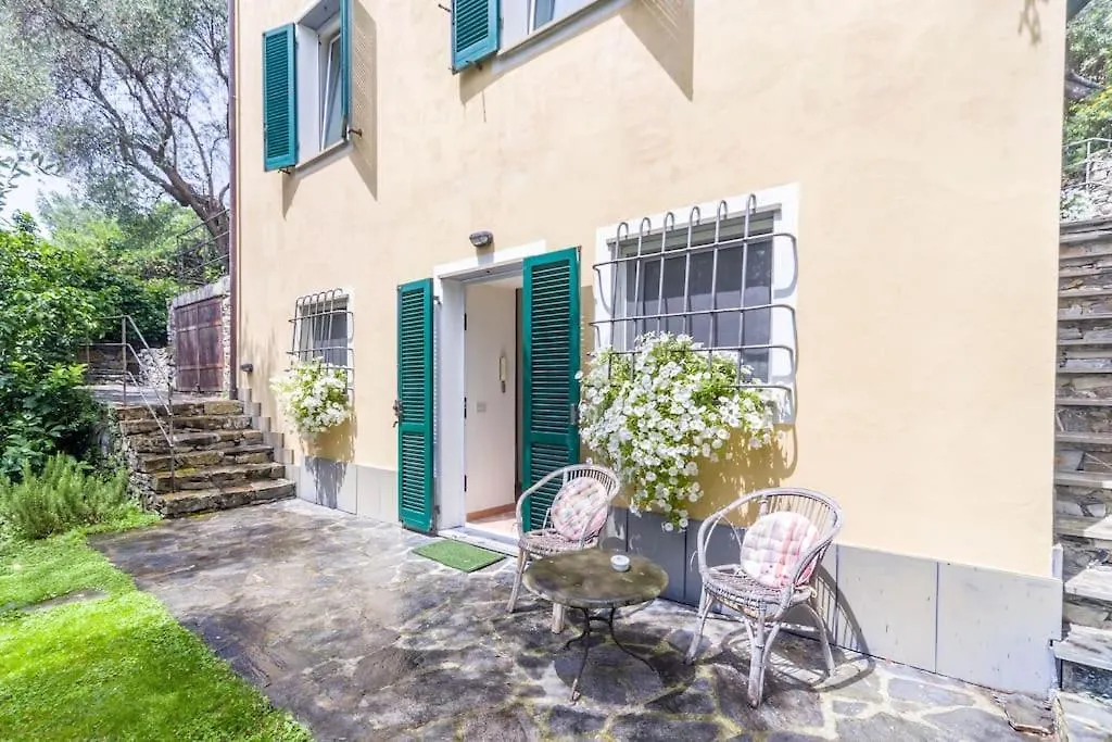 Charming Apartment Villa With Pool Rapallo